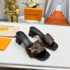 Louis Vuitton Slippers